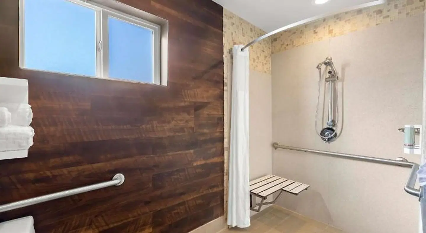 Best Western University Inn Santa Clara Badezimmer