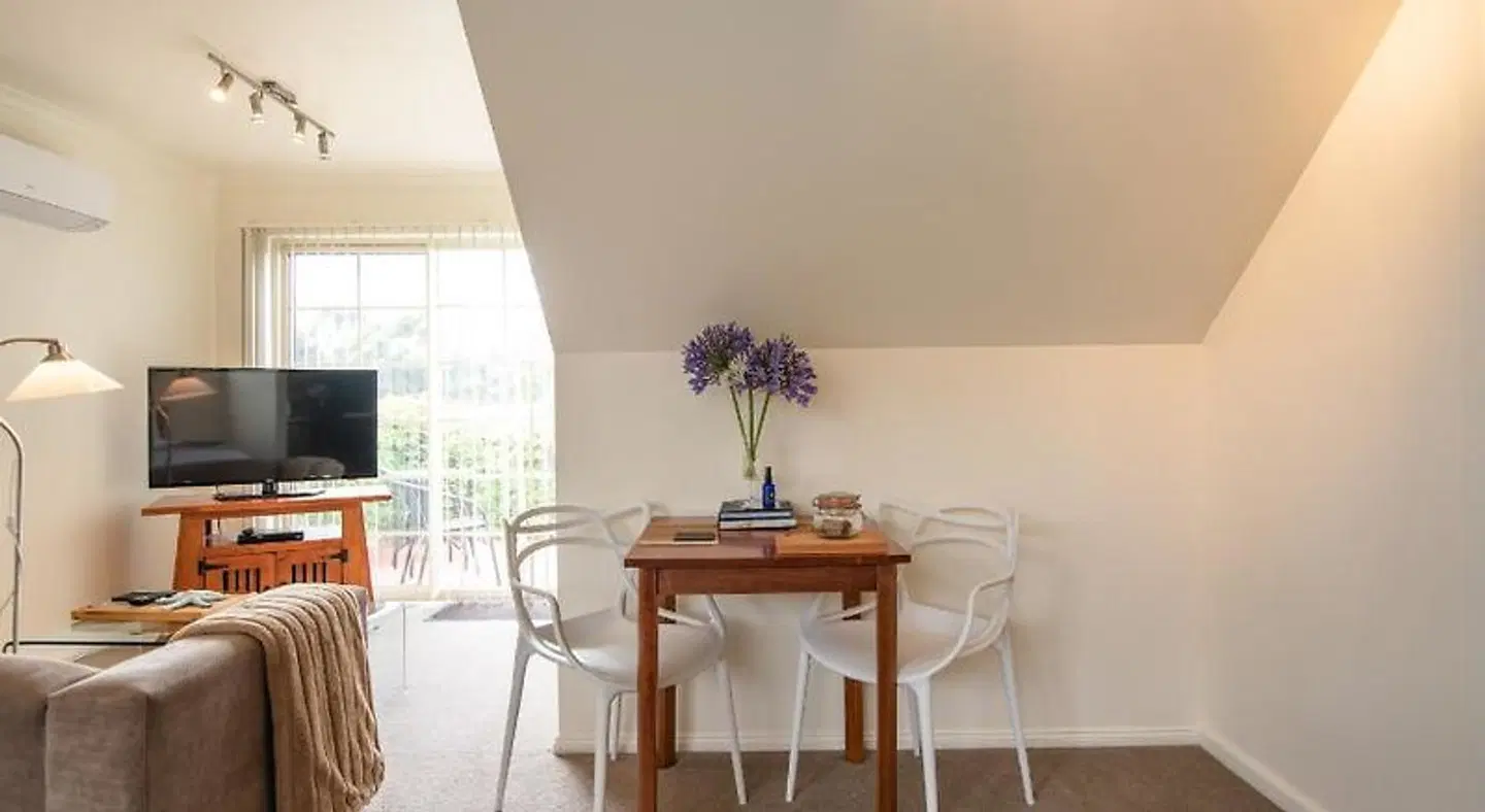 Aloft Boutique Accommodation ROOM_EXAMPLE