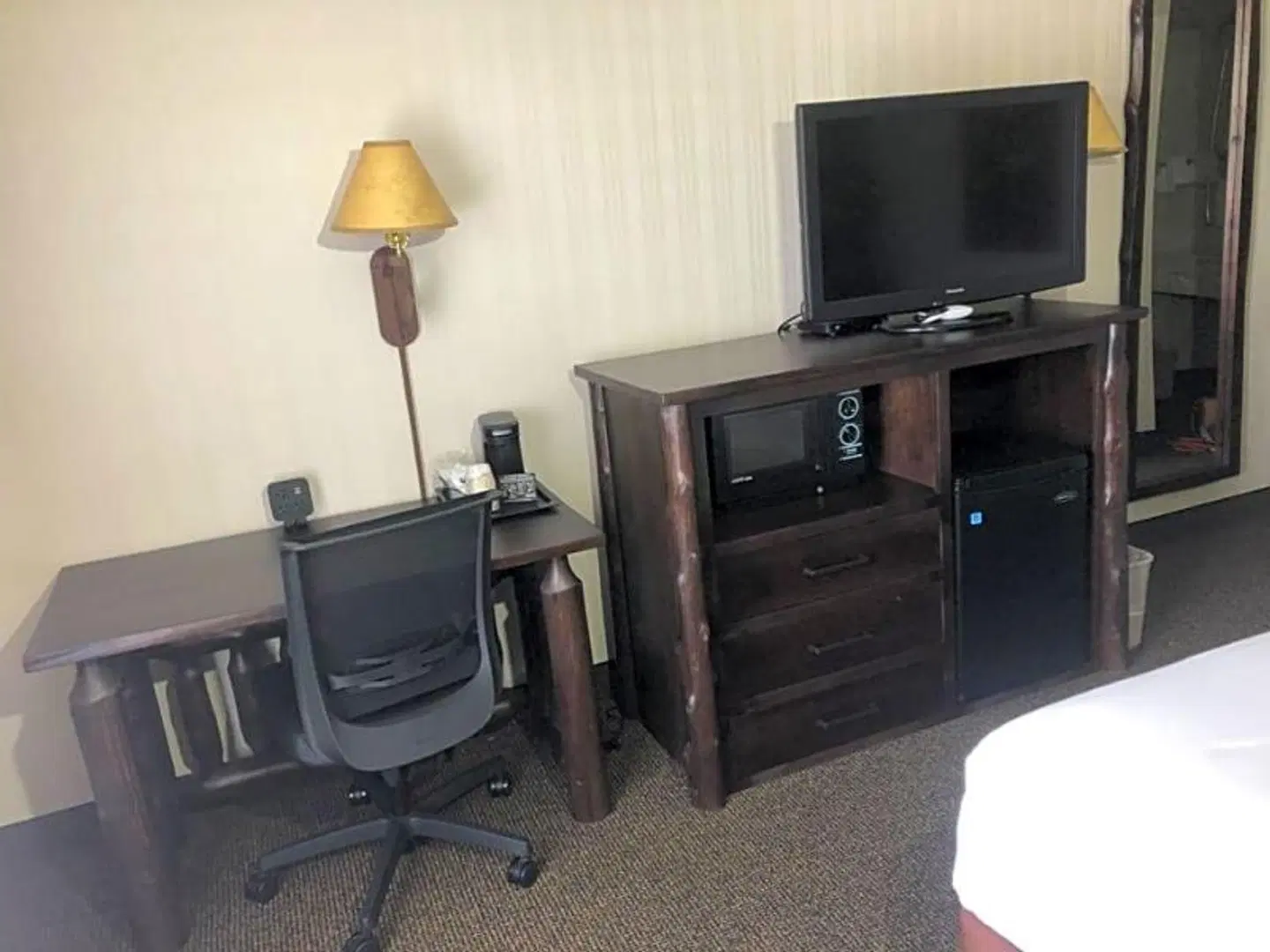 Clubhouse Inn ROOM_EXAMPLE
