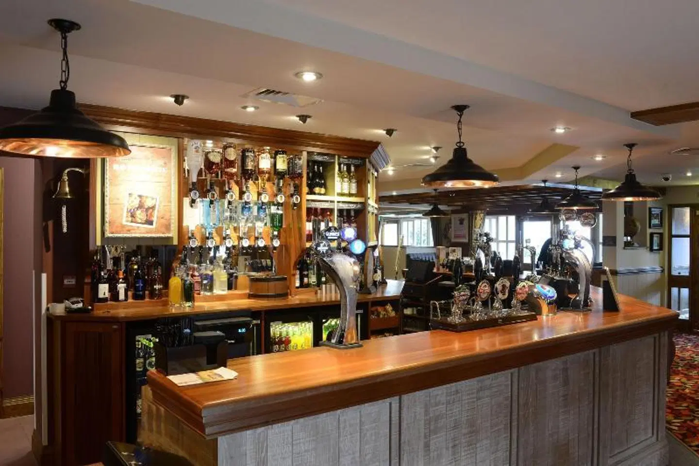 Two Rivers Lodge by Marstons Inns Bar