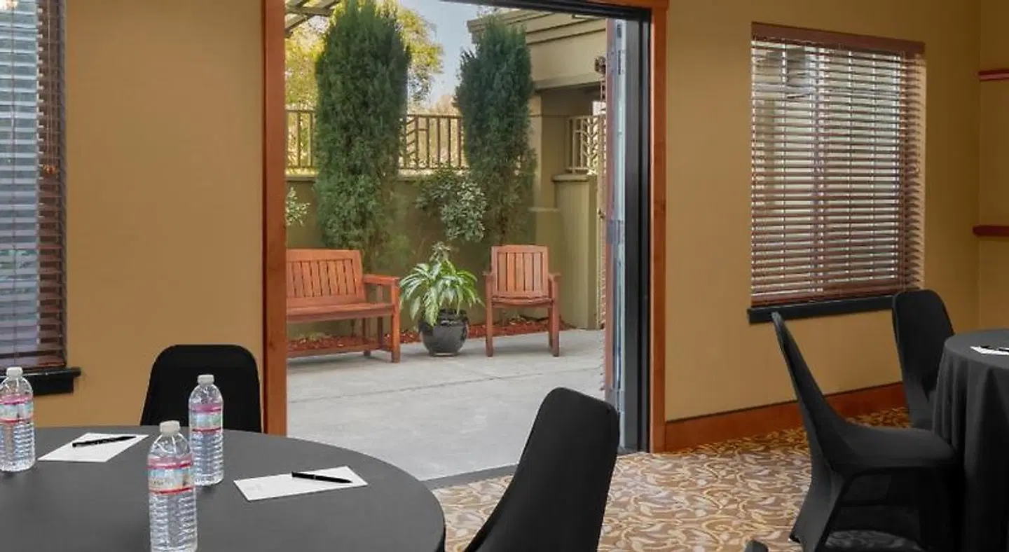 Larkspur Landing Sunnyvale EXTERIOR