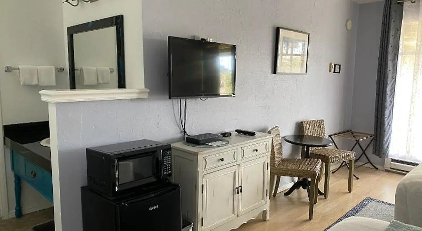 La Kris Inn ROOM_EXAMPLE