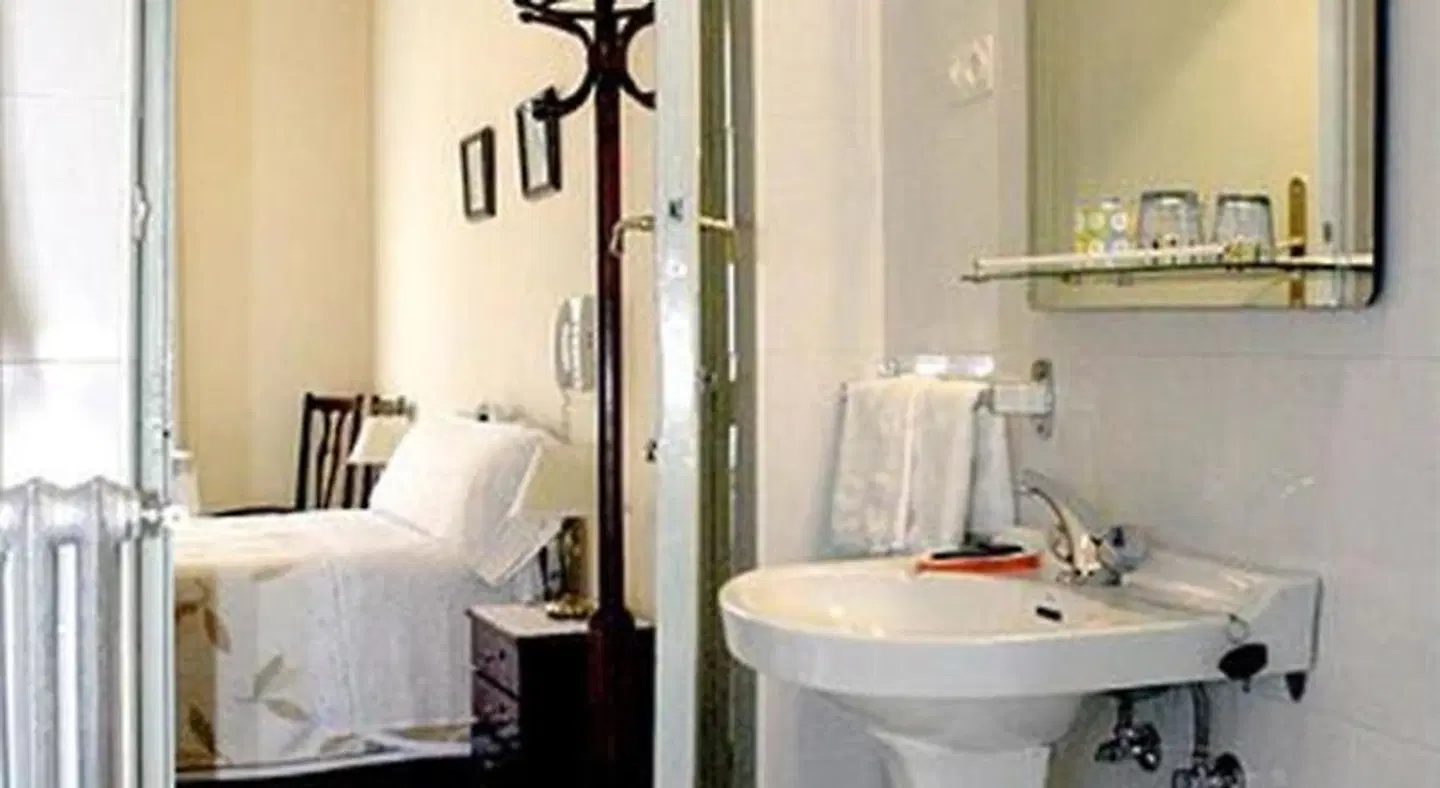 Hostal Delfina Badezimmer