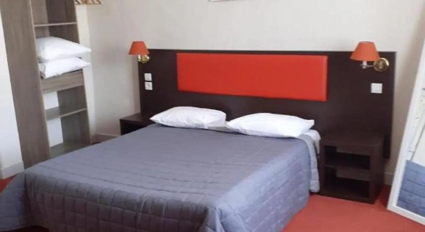 de France ROOM_EXAMPLE