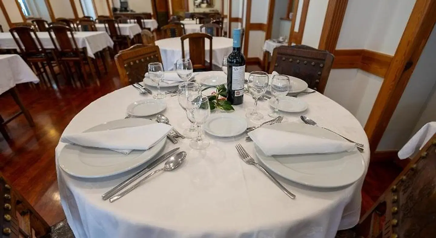 Universal Restaurant