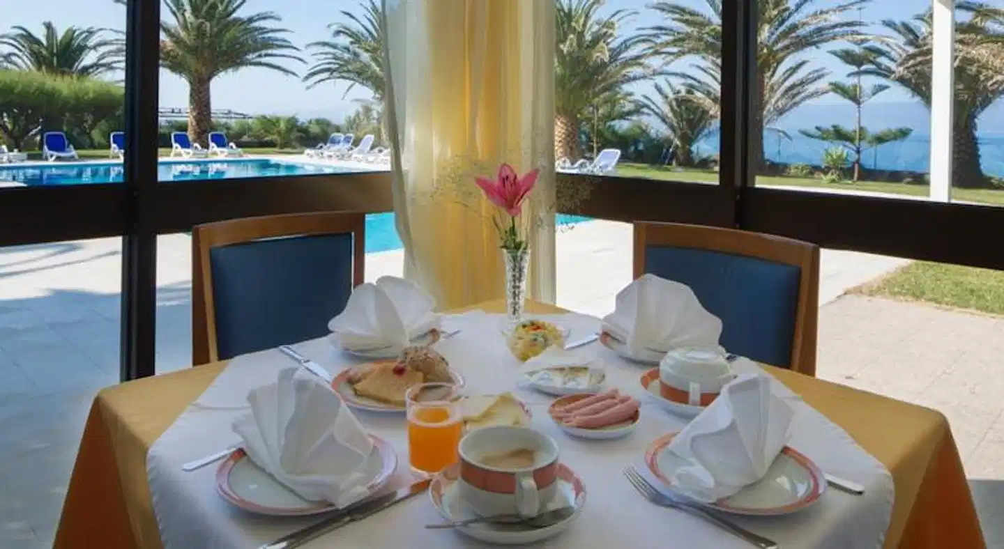 Hotel São Jorge Garden Restaurant