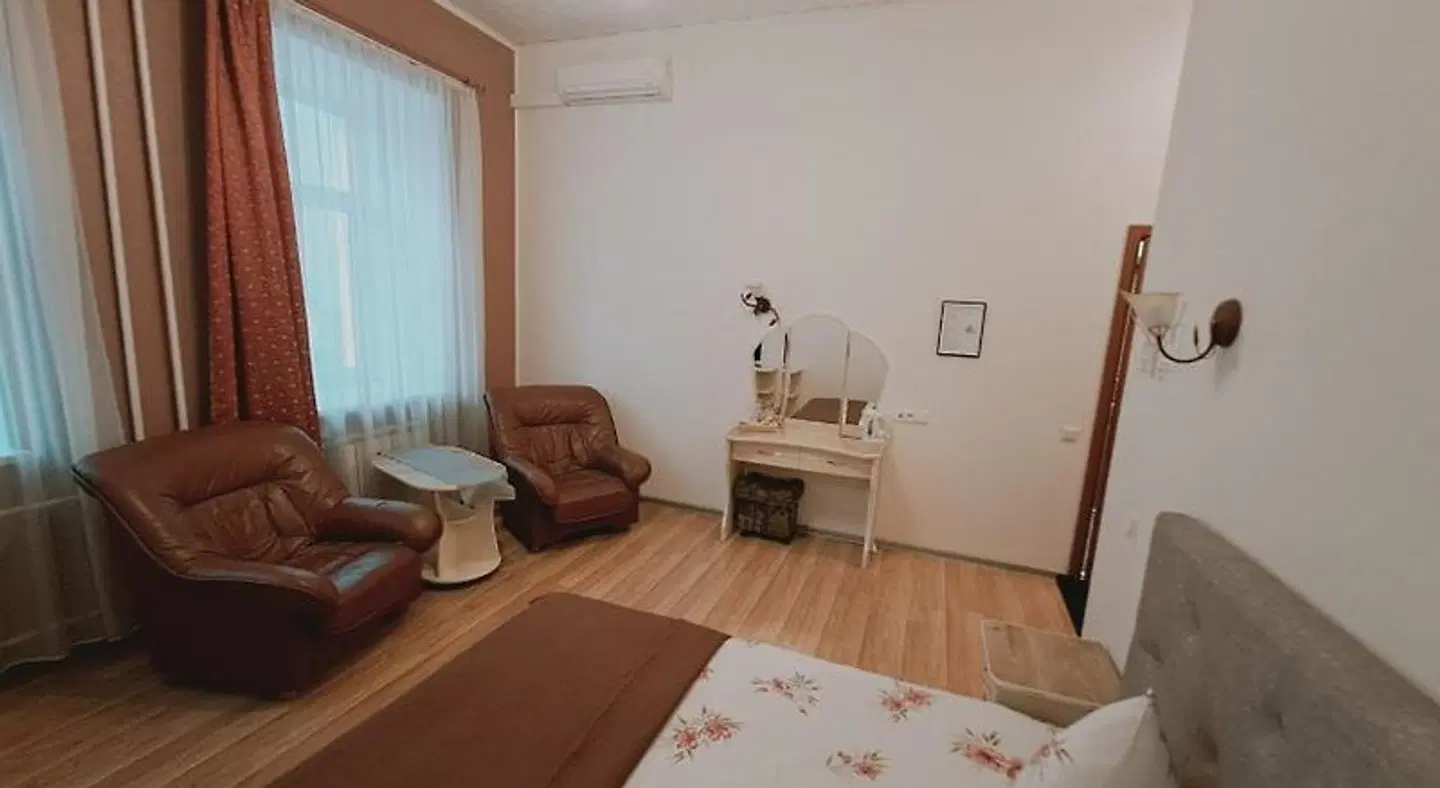 Saules rati ROOM_EXAMPLE