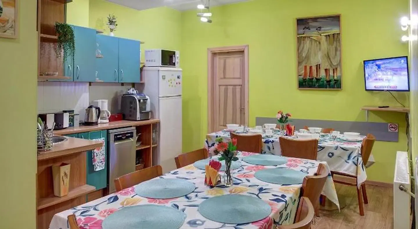 In Astra ROOM_EXAMPLE