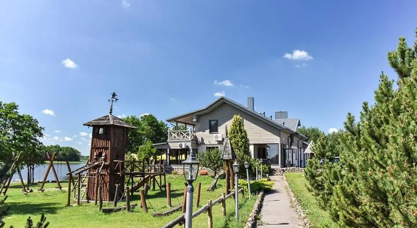 Kur'n' Ueigos Sve'i' Namai Garten