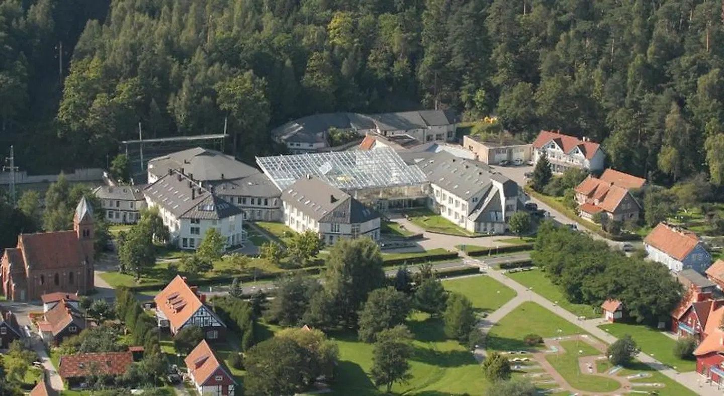 'uolynas EXTERIOR