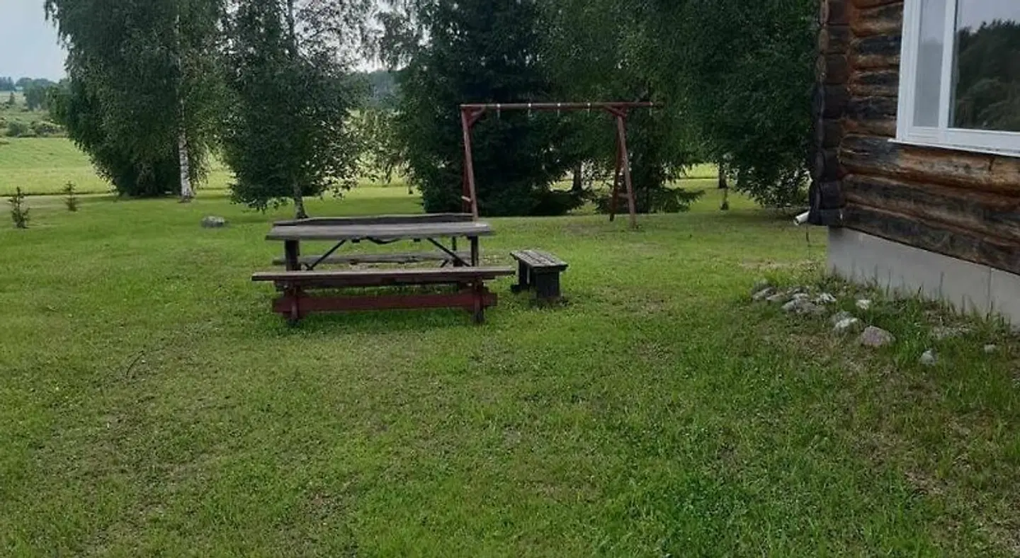 Jaama Puhkemaja Garten