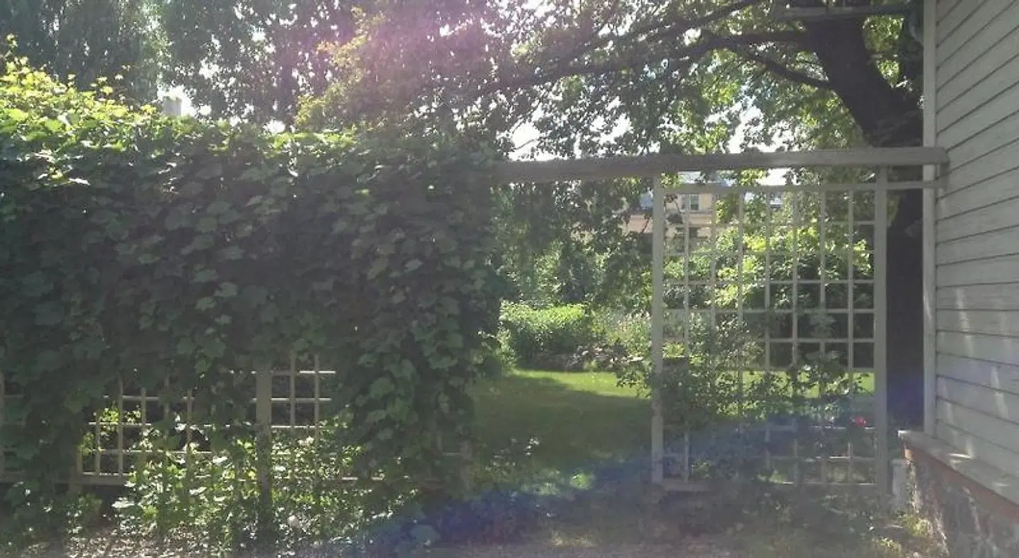 Kastani Home Accommodation LANDSCAPE