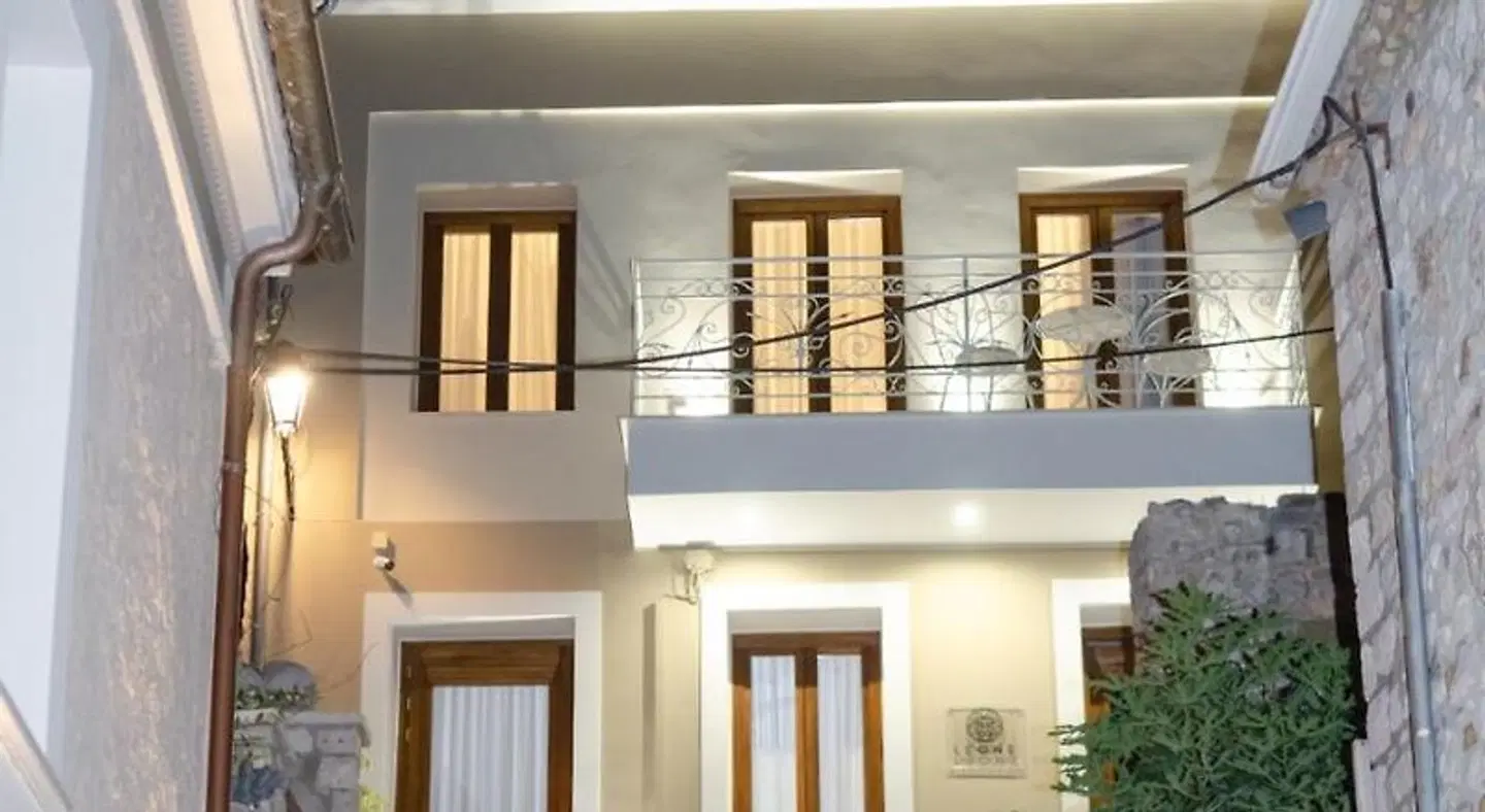 Leone suites LOUNGE_LOBBY