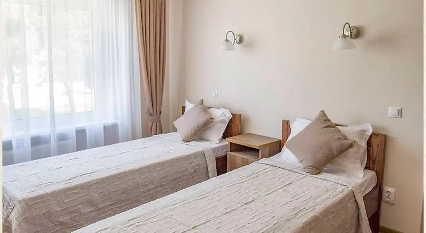Mandarin Restoran & Hostel ROOM_EXAMPLE