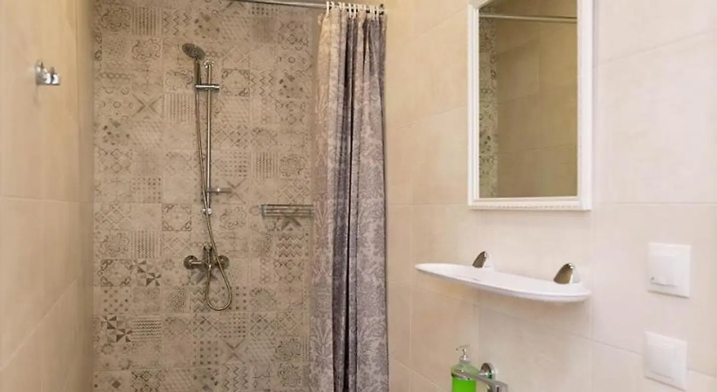 Mia Guesthouse Badezimmer