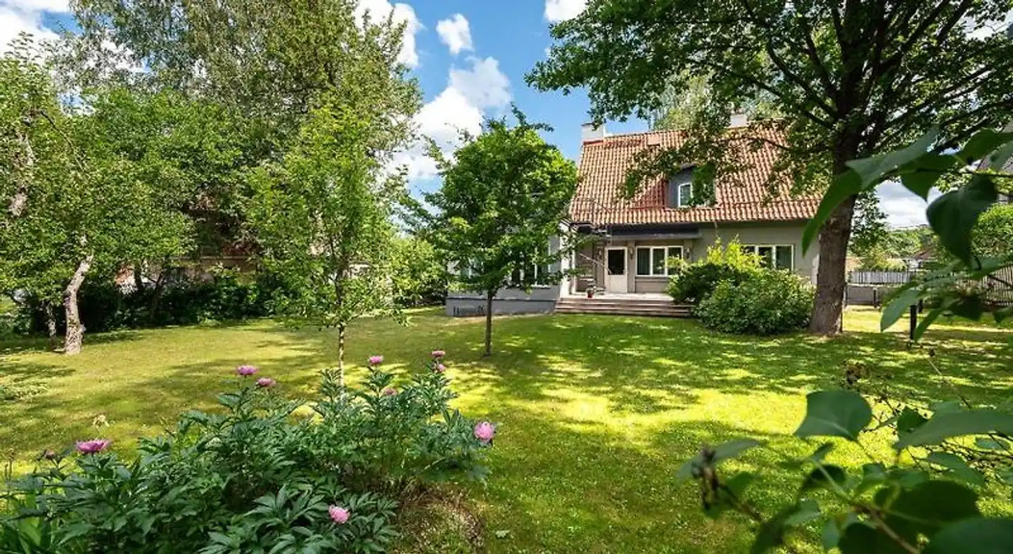 Gustav Ernesaks- Kadriorg Garten