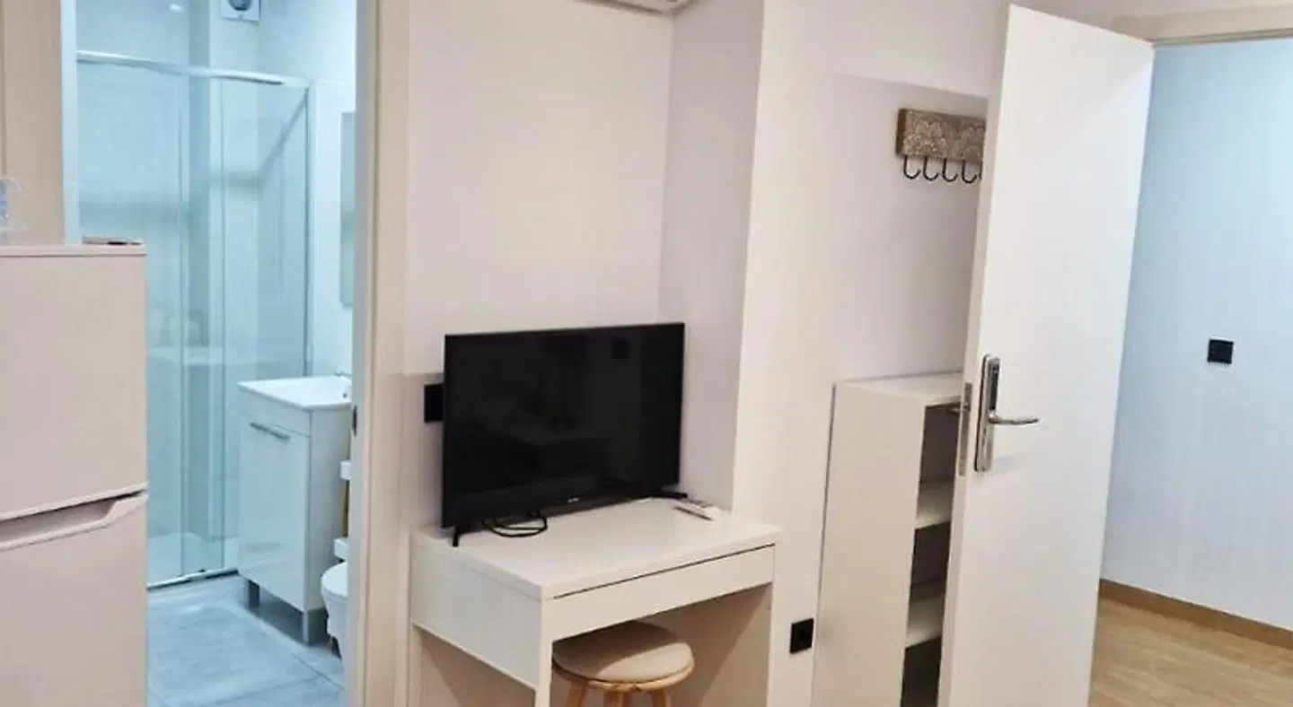 Modular Suites Alfonso Gomez ROOM_EXAMPLE