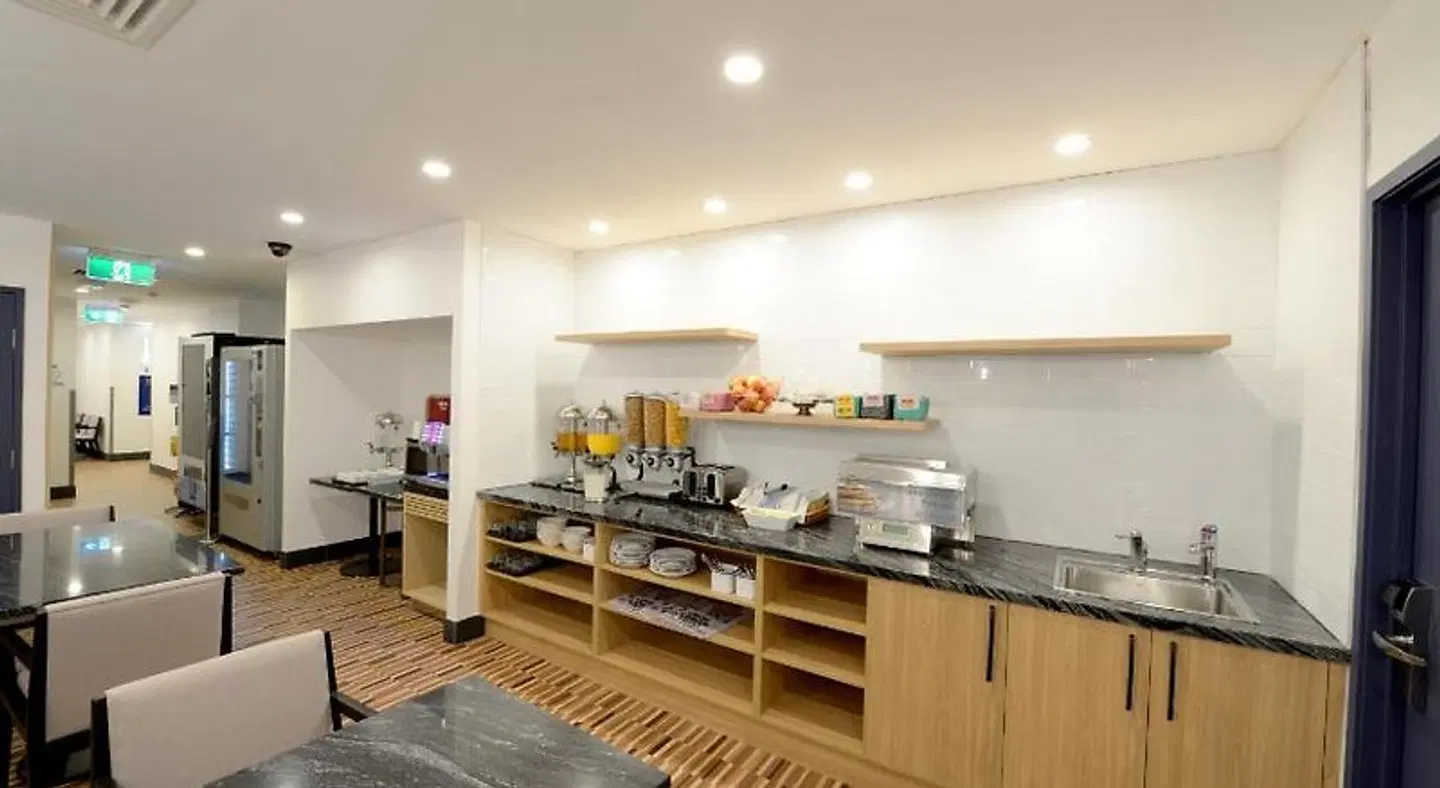 ibis budget Melbourne CBD Restaurant