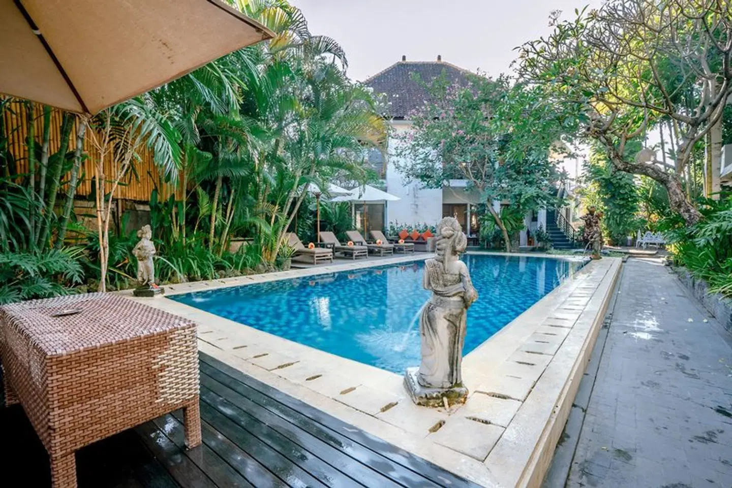 Pondok Sari Kuta OUTDOOR_POOL