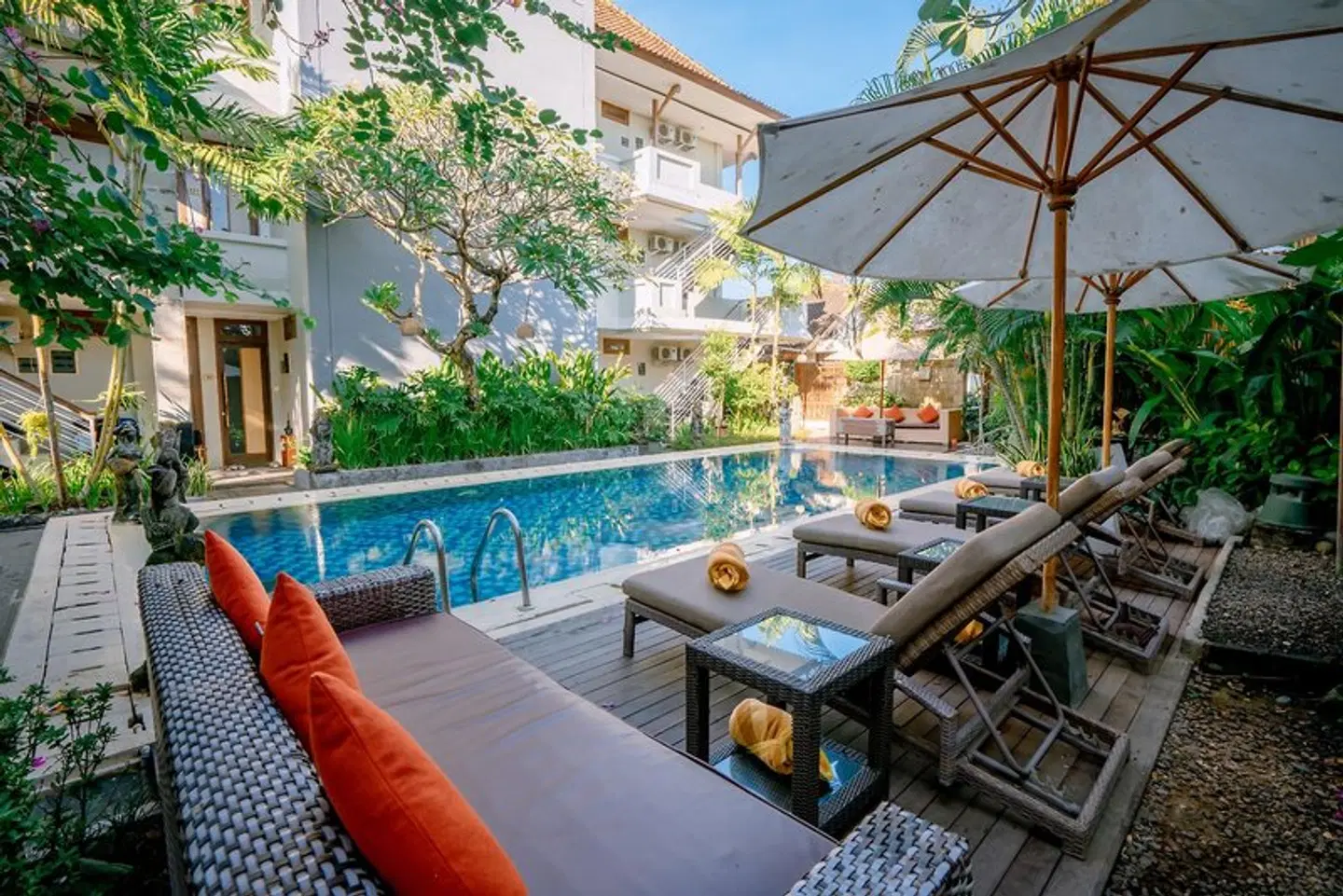 Pondok Sari Kuta OUTDOOR_POOL