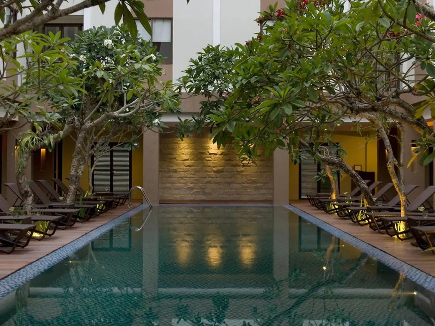 Santika Kuta OUTDOOR_POOL