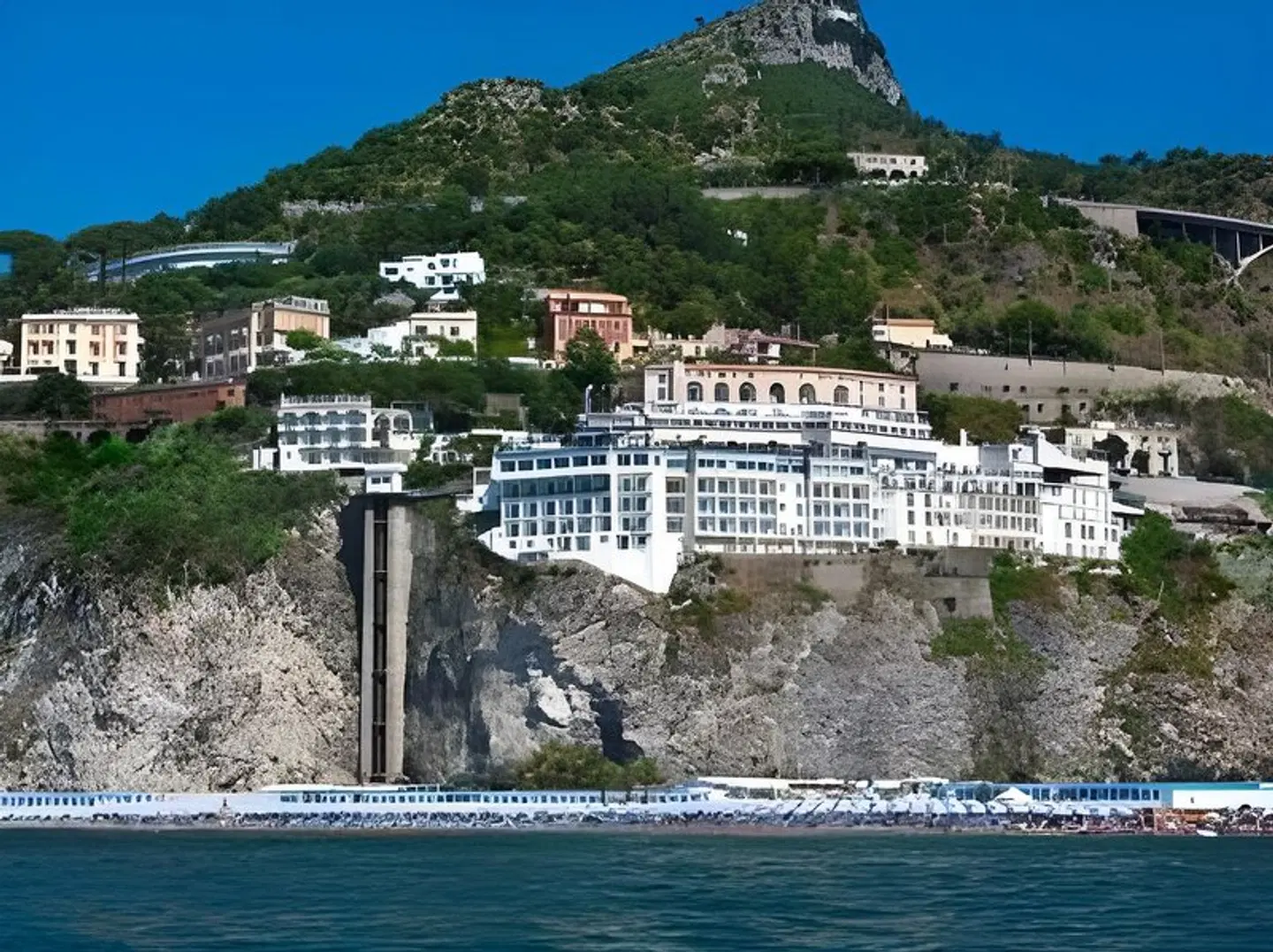 Lloyd's Baia Hotel EXTERIOR