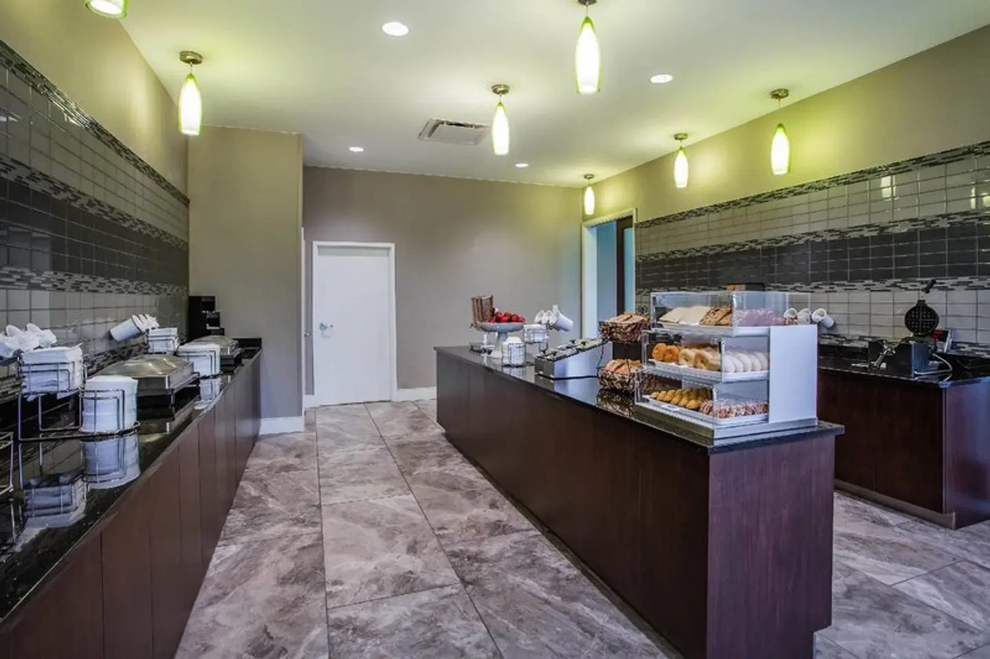 La Quinta Inn & Suites Virginia Beach Restaurant