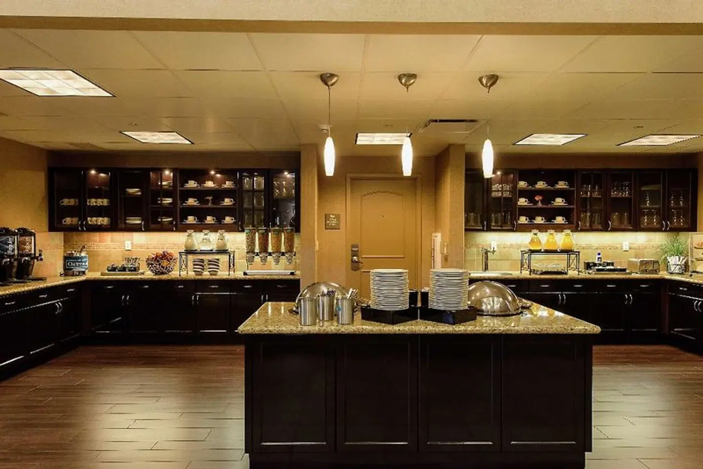 Homewood Suites by Hilton Phoenix Chandler Fashion Center Bar