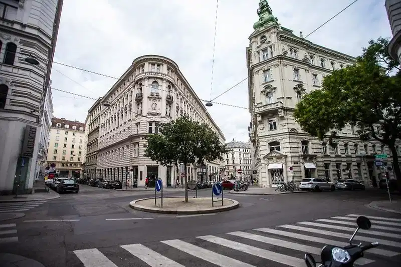 Pension Central (Self check-in) – Hotelfoto