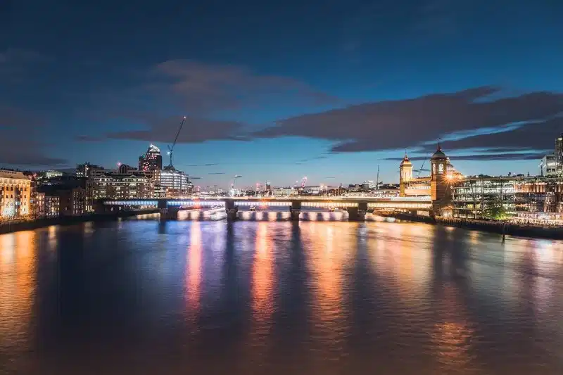 citizenM Tower of London – Hotelfoto