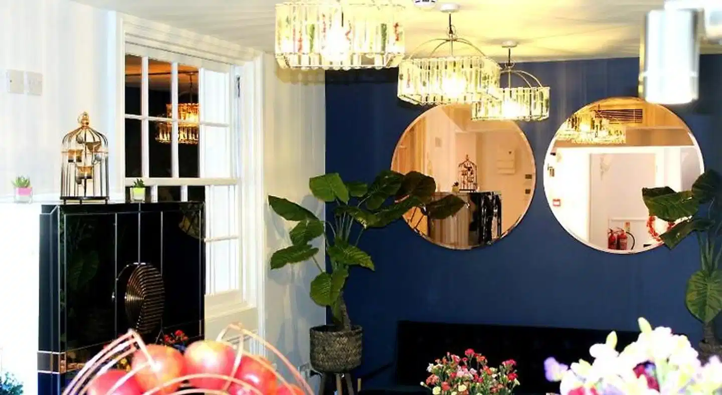 1 Craven Hill Gardens Lobby