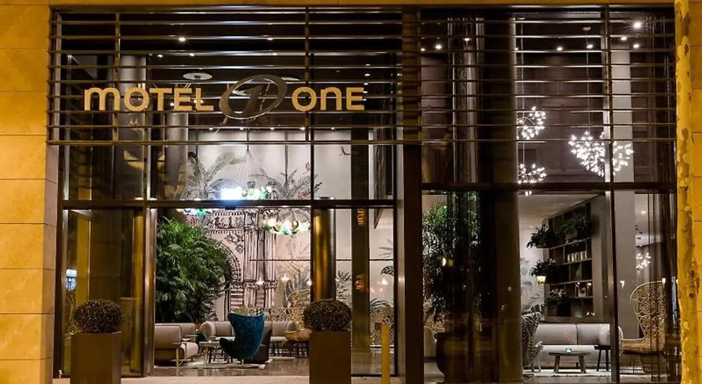 Motel One Barcelona-Ciutadella EXTERIOR
