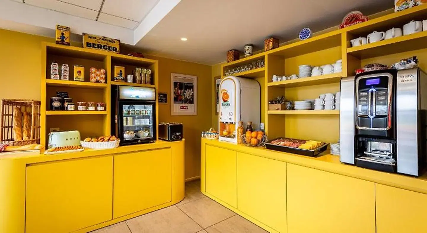 Coto Hotel Bar