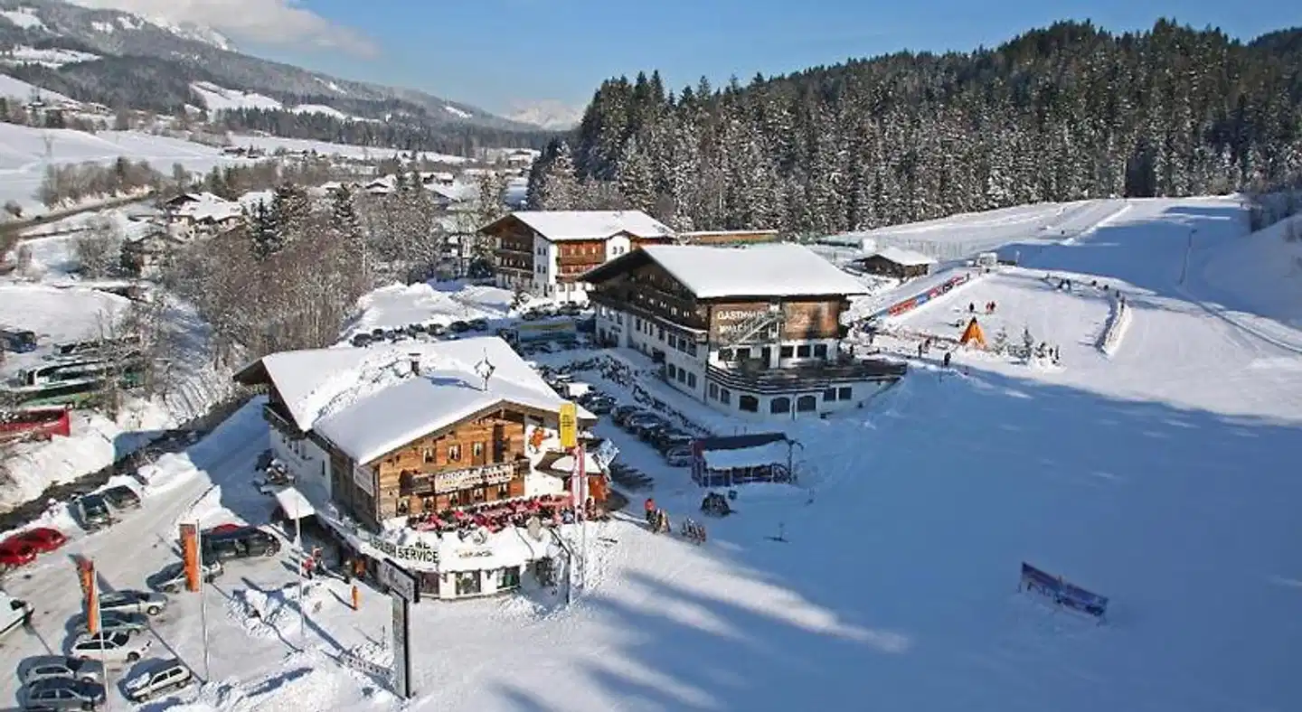 Hotel Waldhof Aussenansicht