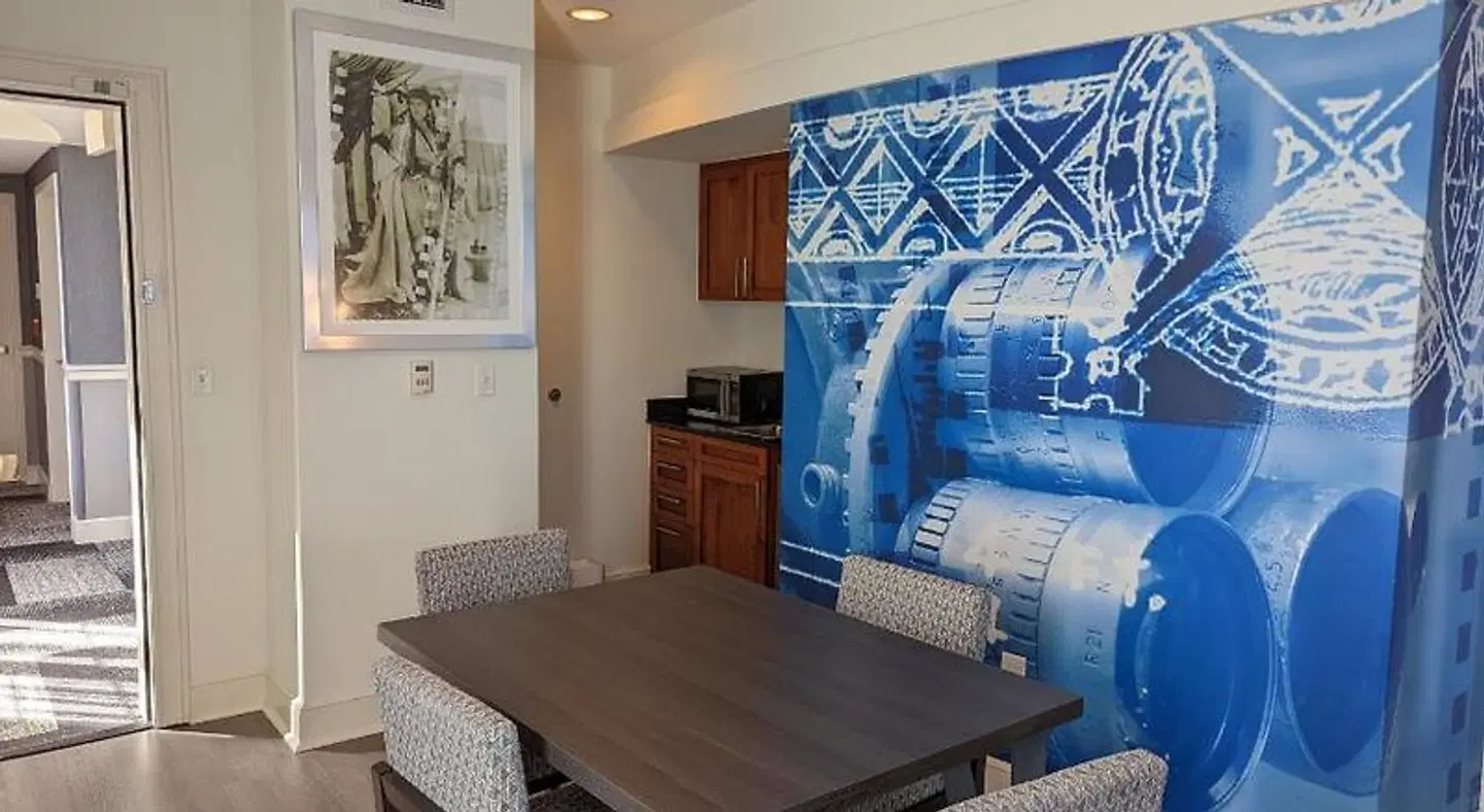 Hotel Indigo Jacksonville-Deerwood Park ROOM_EXAMPLE