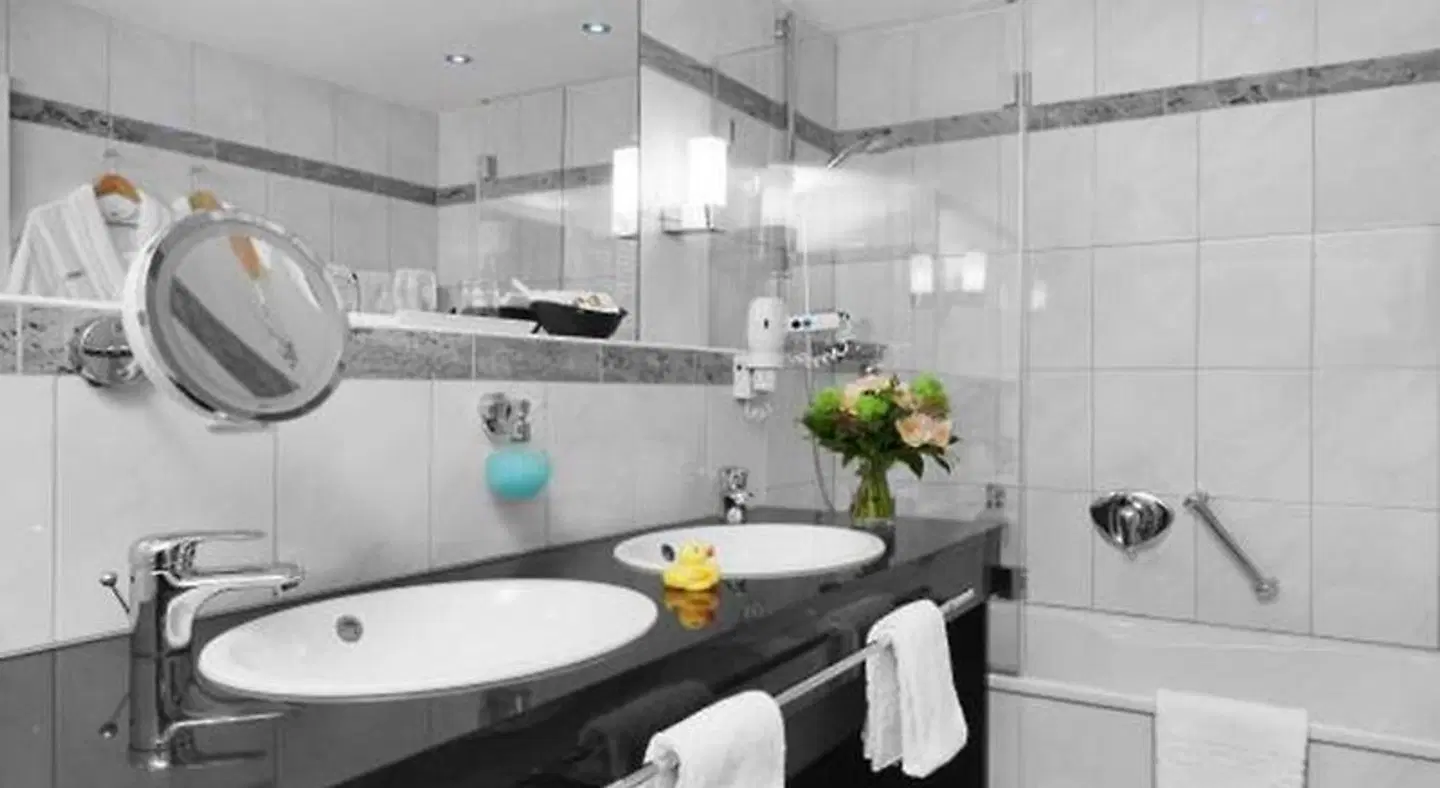 Hotel HerzogsPark Badezimmer