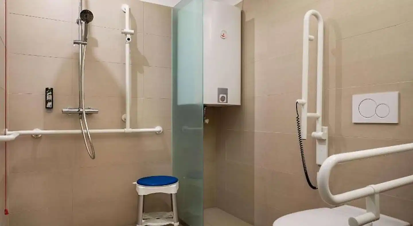 AMEDIA Luxury Suites Graz Badezimmer