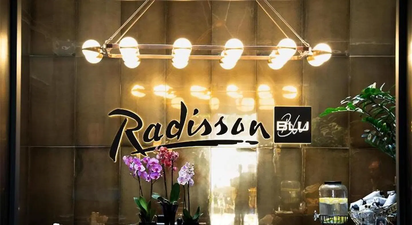 Radisson Blu Hotel, Madrid Prado EXTERIOR