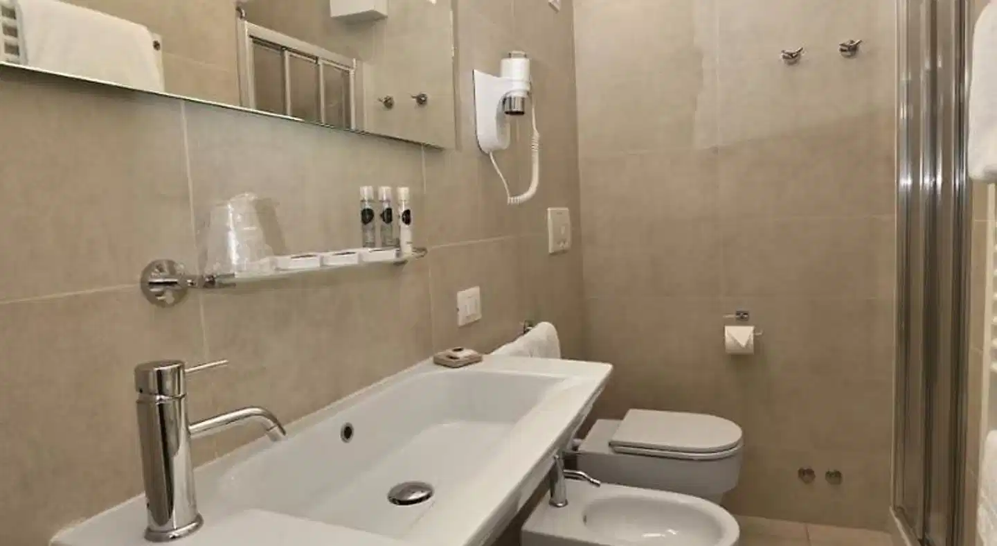Hotel Villa Patriarca Badezimmer