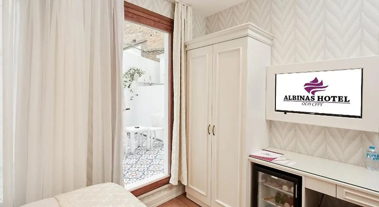 Albinas Hotel Old City Badezimmer
