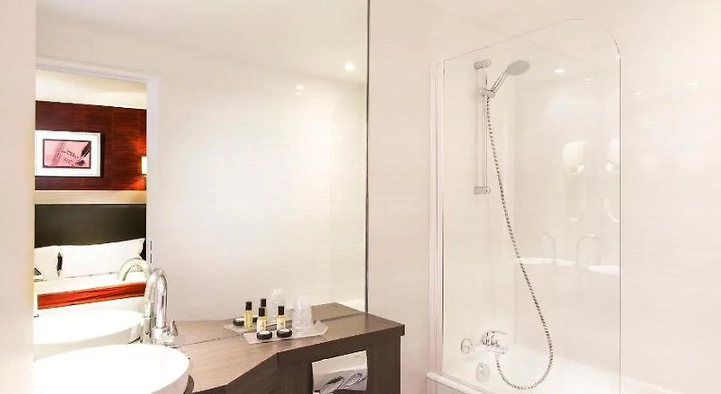 Hôtel Elysées Flaubert Badezimmer