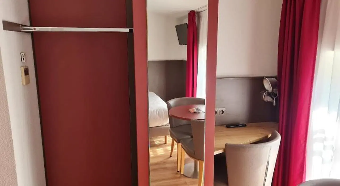Apparthôtel Annecy Privilodges Le Royal ROOM_EXAMPLE