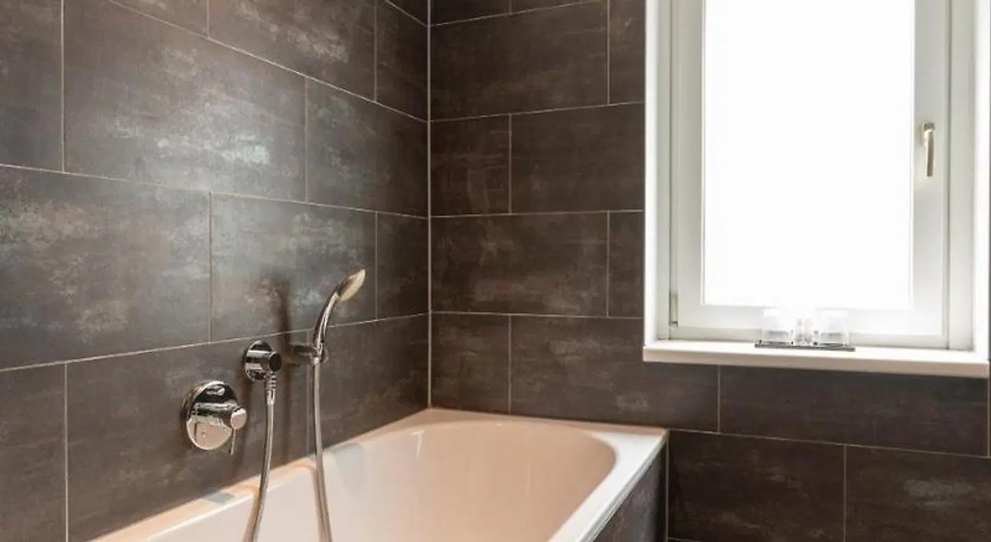 Pakat Suites Hotel Badezimmer