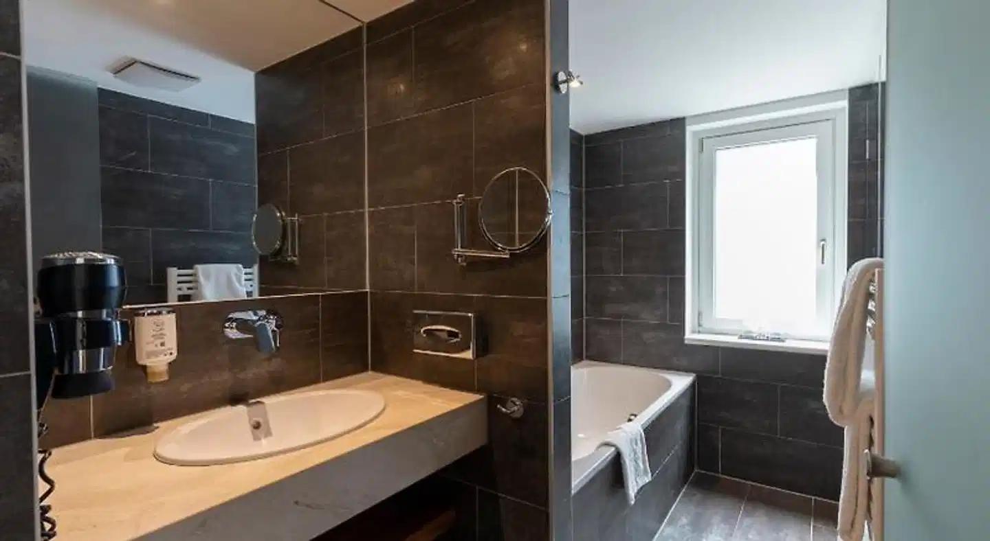 Pakat Suites Hotel Badezimmer