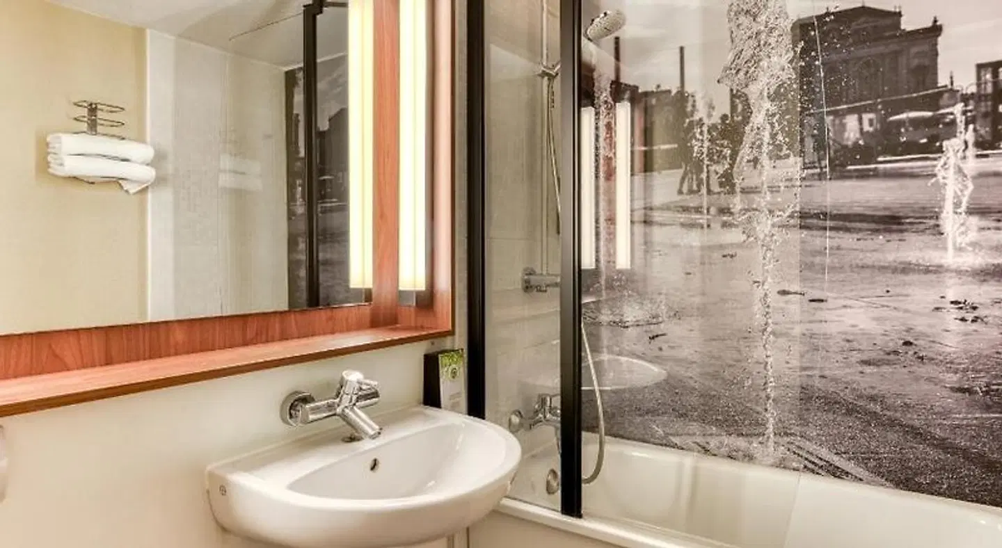 Campanile Montpellier Sud Badezimmer