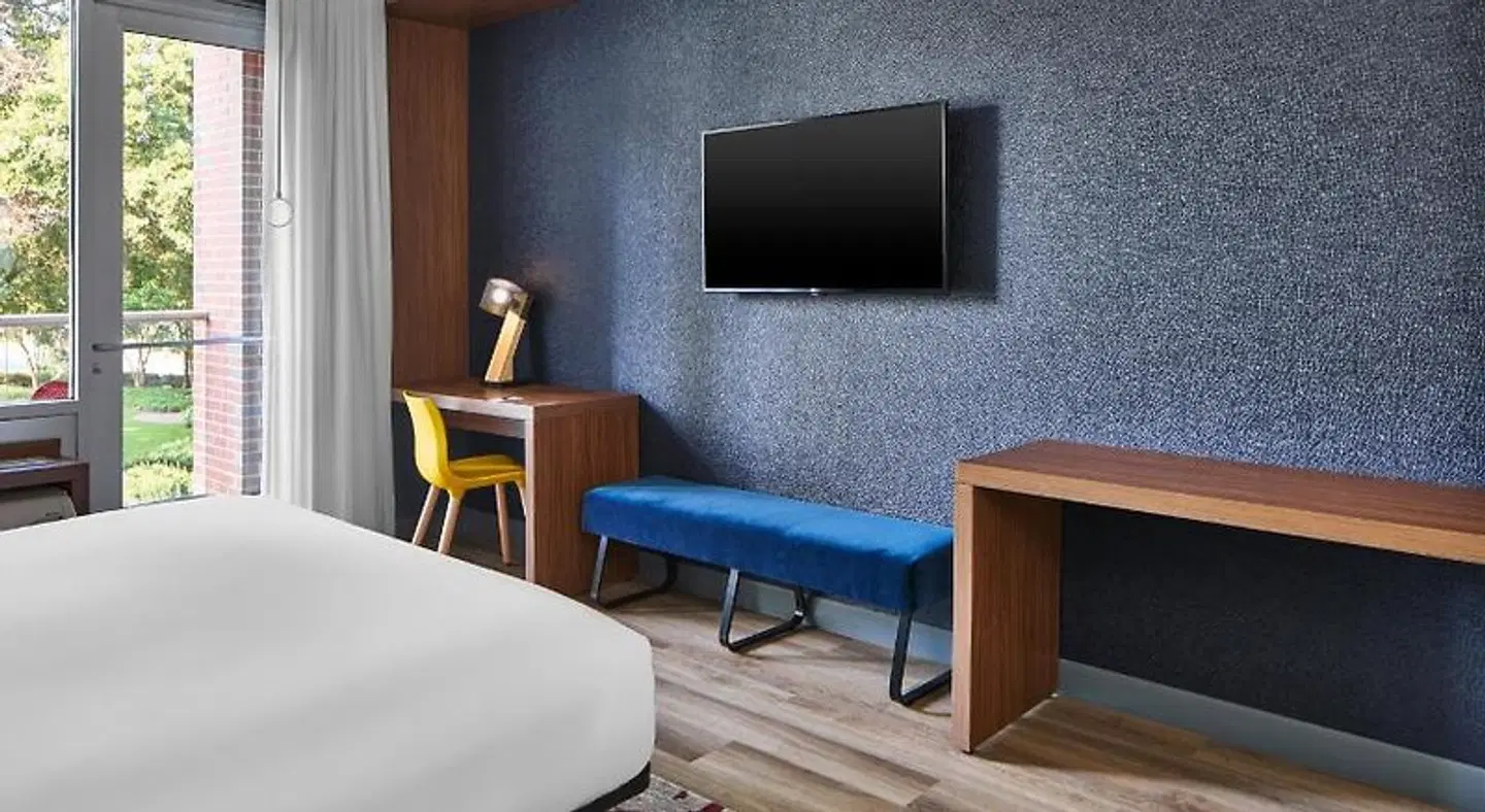 Aloft Raleigh ROOM_EXAMPLE