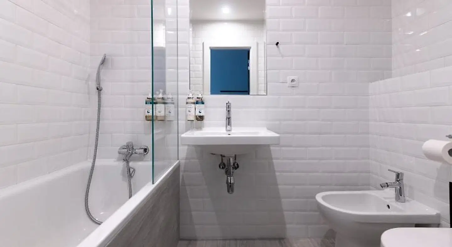 numa | Root Rooms & Apartments Badezimmer