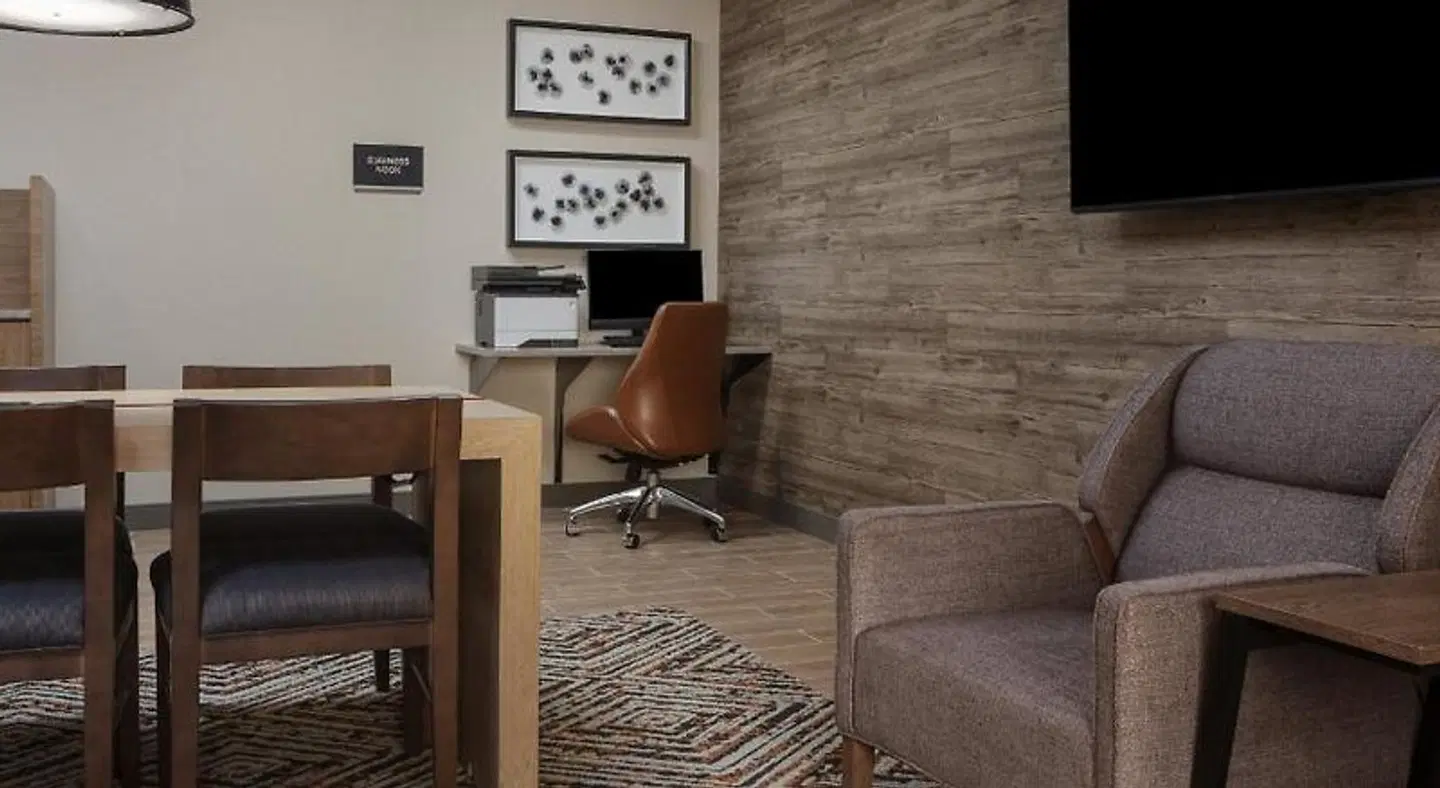 Candlewood Suites St. Robert by IHG ROOM_EXAMPLE