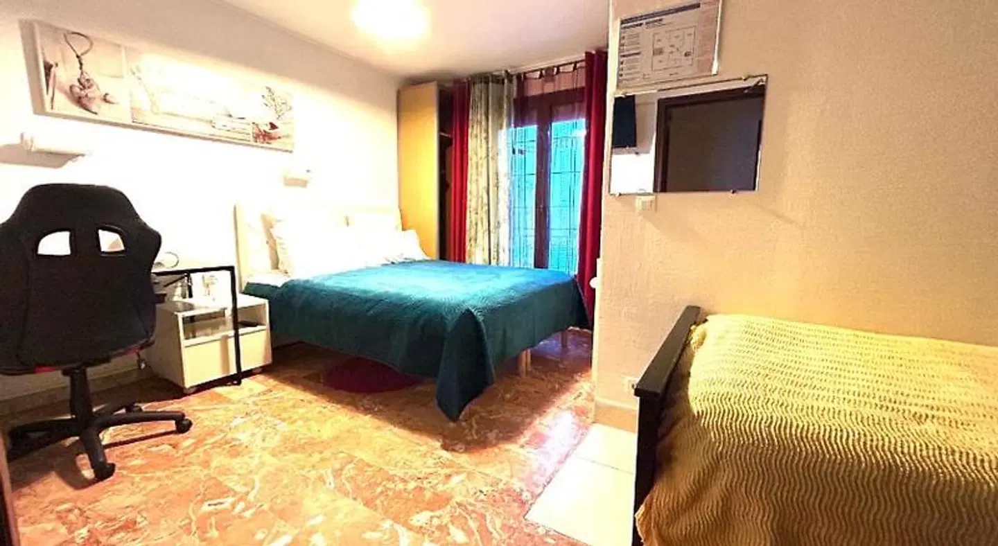 Hotel Paris Star ROOM_EXAMPLE