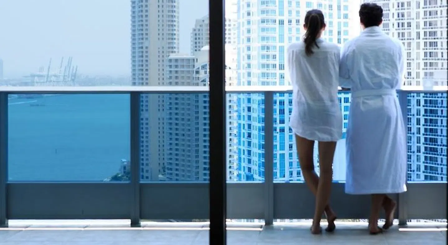 Kimpton EPIC Hotel Hallenbad